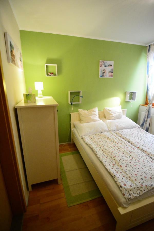 Apartament Downtown Garden Isle In Urban Style-free Parking Budapeszt
