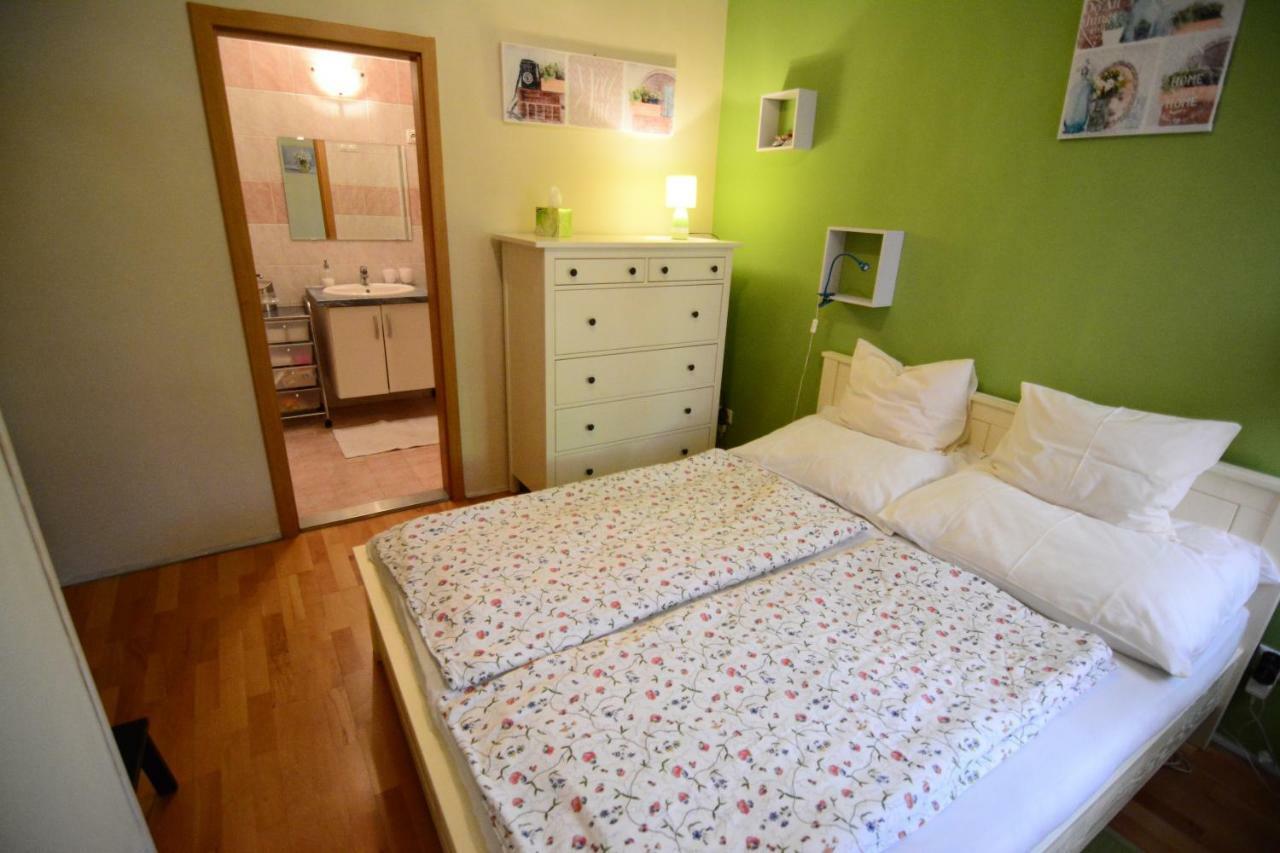 Downtown Garden Isle In Urban Style-free Parking Apartament Budapeszt