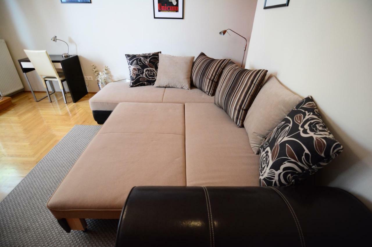 Apartament Downtown Garden Isle In Urban Style-free Parking Budapeszt