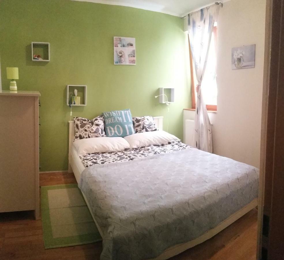 Apartament Downtown Garden Isle In Urban Style-free Parking