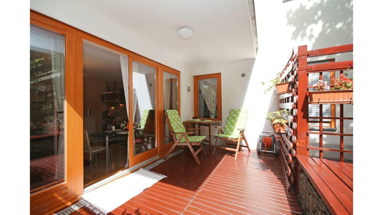 Apartament Downtown Garden Isle In Urban Style-free Parking
